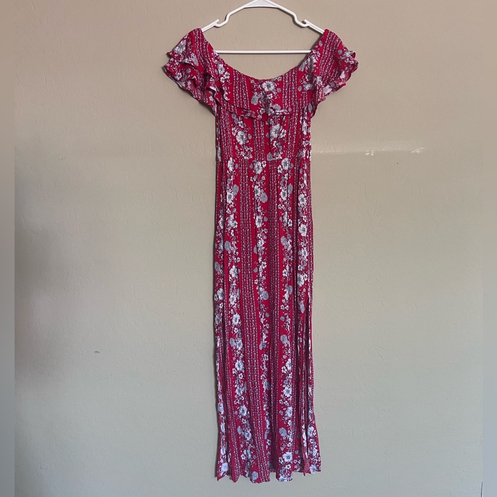 Off the shoulder maxi dress